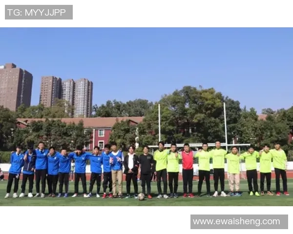 香港足球明星队荣耀时刻海报展现激情与梦想的完美结合